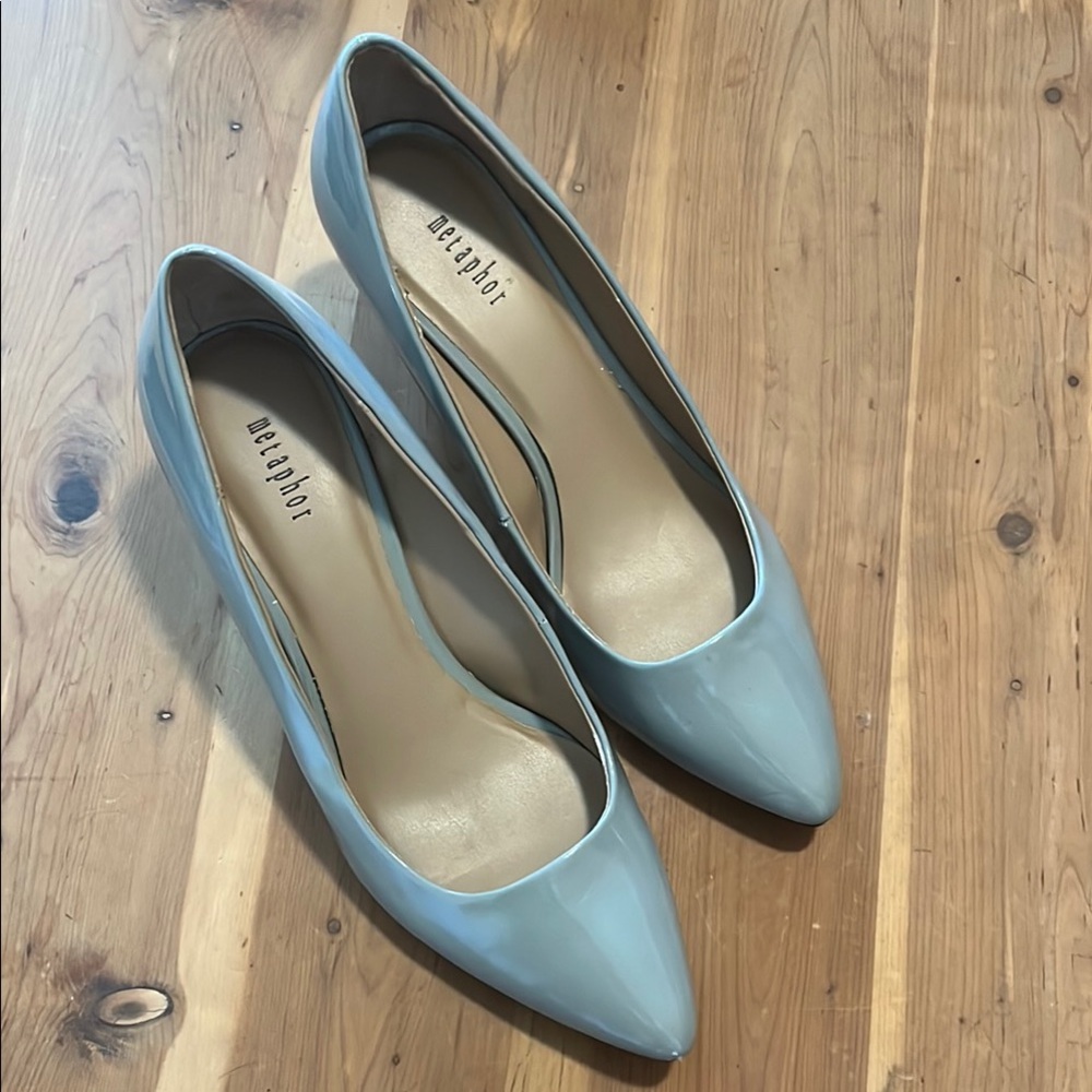 Metaphor Gley Heels Elegant Design